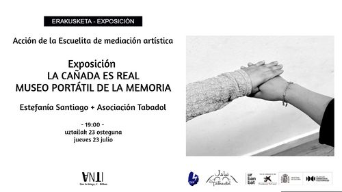 Acción de la Escuelita de mediación artística. Exposición La Cañada es real, Museo portátil de la memoria. Estefanía Santiago + Asociación Tabadol